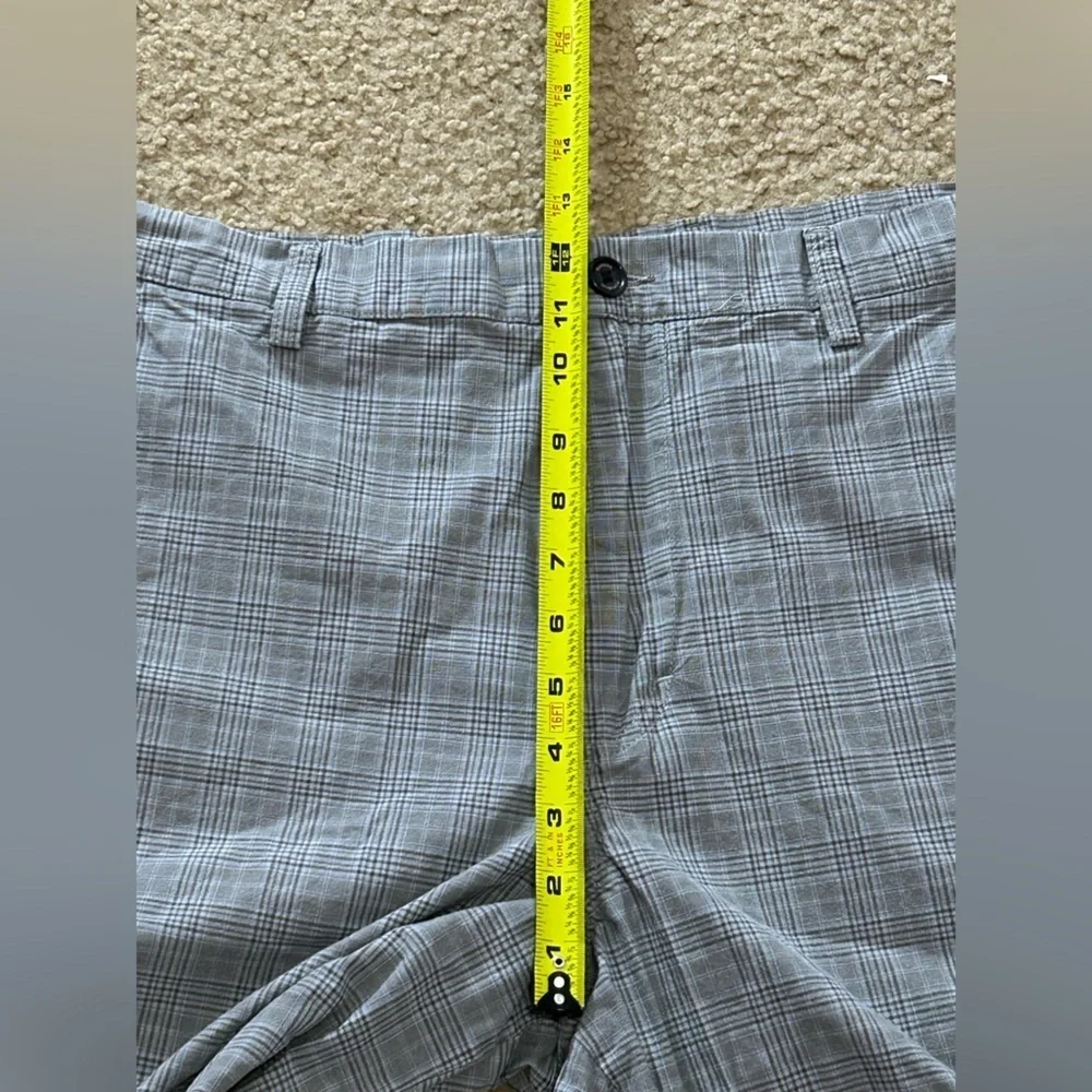 Banana Republic Men’s Size 36 Plaid 11” Chino Shorts